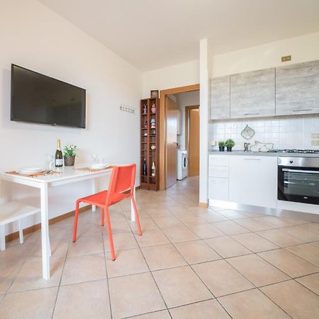 Gardappartamenti Cascinale Pool Desenzano del Garda Exterior foto